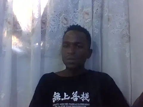 Snapshot of Roystone3 chatting on June 12, 7:39 am Roystone3 online show from June 12, 7:39 am