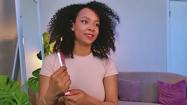 Tiana Toffee online show from June 7, 1:05 pm