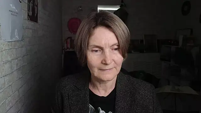 Snapshot of Mabel_Magic chatting on June 1, 6:02 am Mabel Magic online show from June 1, 6:02 am