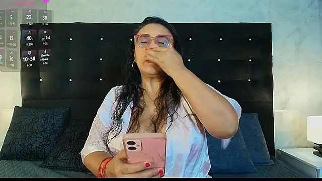 Snapshot of Scarlett_Ray_ chatting on June 3, 1:12 pm Scarlett Ray online show from June 3, 1:12 pm