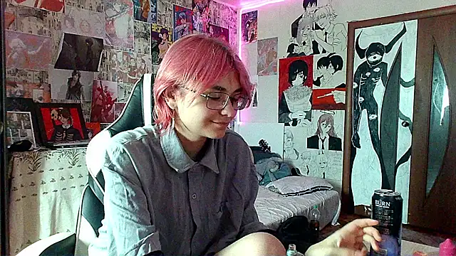 Snapshot of Michiyo_Gotou chatting on June 18, 12:54 pm Michiyo Gotou online show from June 18, 12:54 pm
