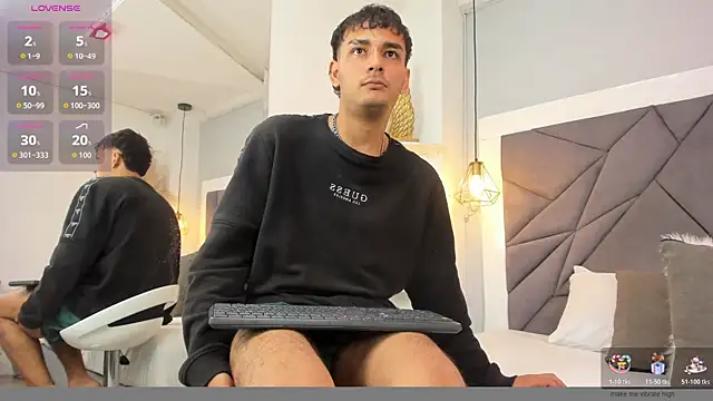 LiamBlake  online show from June 10, 6:03 am