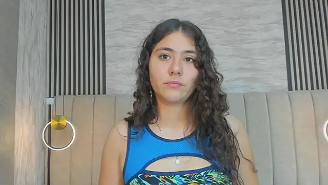Snapshot of emaflorezz chatting on July 4, 6:01 pm emaflorezz online show from July 4, 6:01 pm