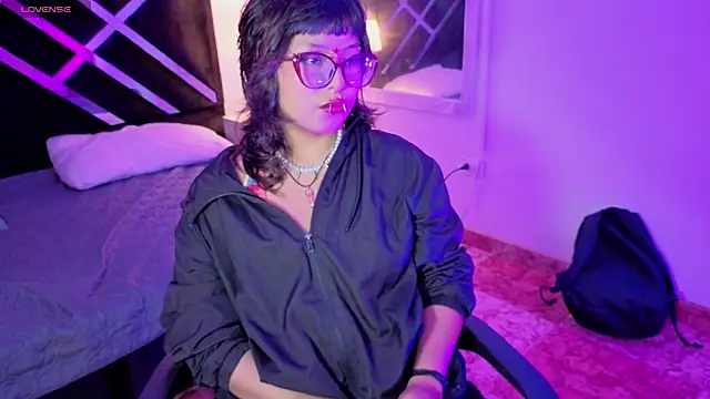 Snapshot of hannita_01 chatting on July 10, 11:54 am hannita 01 online show from July 10, 11:54 am