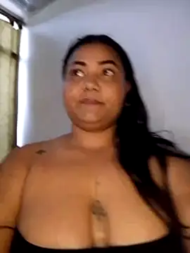 Snapshot of DEISY_8670 chatting on July 2, 9:43 pm DEISY 8670 online show from July 2, 9:43 pm