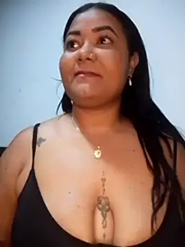 Snapshot of DEISY_8670 chatting on July 3, 10:44 am DEISY 8670 online show from July 3, 10:44 am