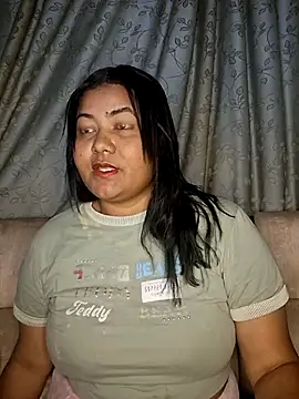 Snapshot of DEISY_8670 chatting on June 14, 10:49 am DEISY 8670 online show from June 14, 10:49 am