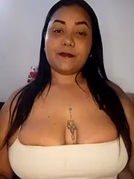 Snapshot of DEISY_8670 chatting on July 6, 9:50 pm DEISY 8670 online show from July 6, 9:50 pm