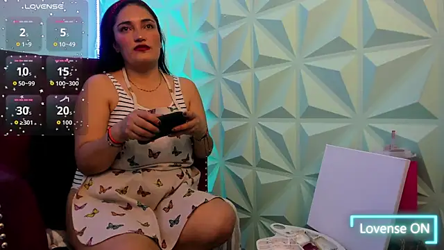 Snapshot of sthefy01 chatting on June 3, 8:02 pm sthefy01 online show from June 3, 8:02 pm