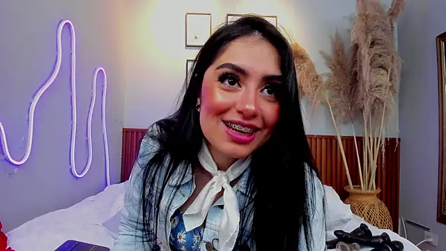 CARLA FERRERM online show from June 16, 8:42 pm