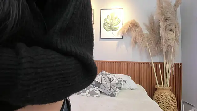 CARLA FERRERM online show from June 9, 8:32 pm