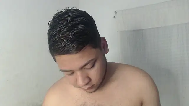 Snapshot of nicolas_cr1 chatting on May 29, 4:07 am nicolas cr1 online show from May 29, 4:07 am