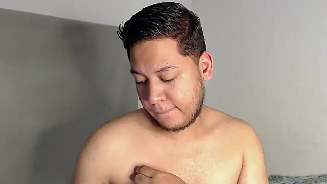 Snapshot of nicolas_cr1 chatting on June 30, 5:24 pm nicolas cr1 online show from June 30, 5:24 pm
