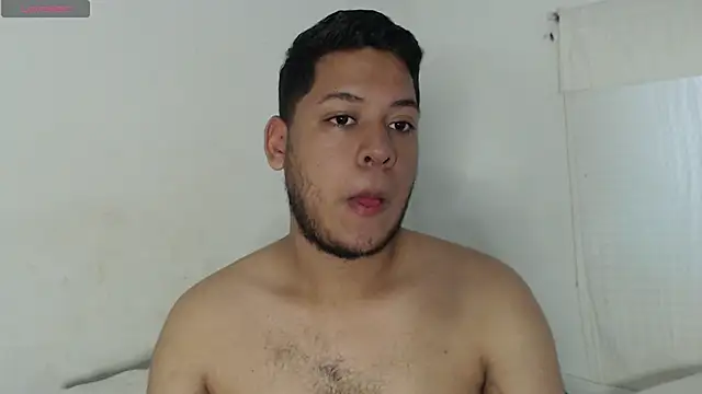 Snapshot of nicolas_cr1 chatting on May 29, 9:10 pm nicolas cr1 online show from May 29, 9:10 pm