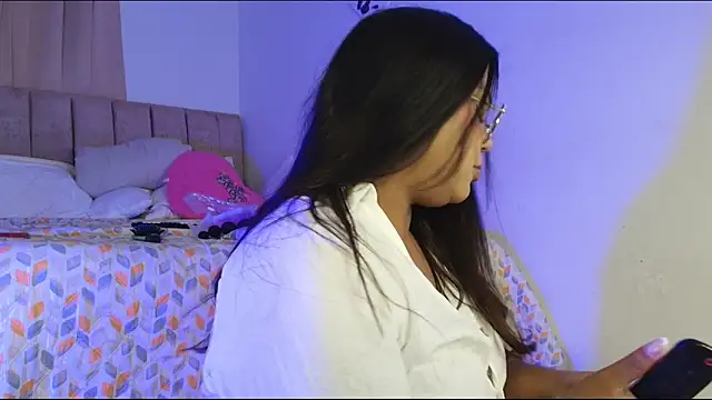 emily morgam online show from June 7, 1:44 am