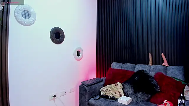 Snapshot of 1Mature__Naughty chatting on May 28, 7:20 pm 1Mature Naughty online show from May 28, 7:20 pm