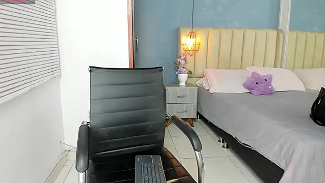 Snapshot of Cathaleya_sexy chatting on June 30, 3:39 am Cathaleya sexy online show from June 30, 3:39 am