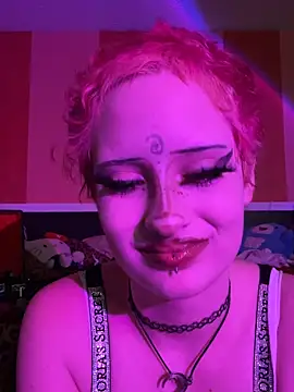 whimsicallylusty online show from May 26, 10:08 pm