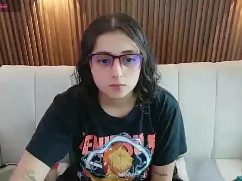 Snapshot of feelena_mysoull chatting on May 29, 2:23 pm feelena mysoull online show from May 29, 2:23 pm