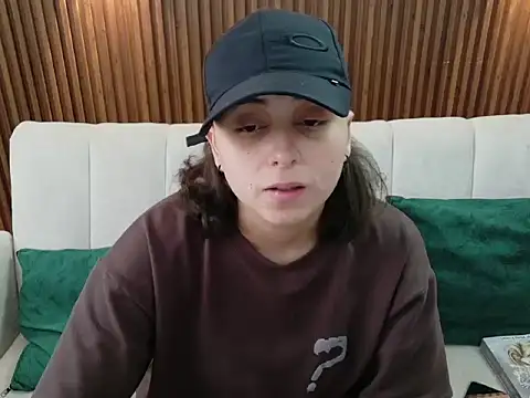 Snapshot of feelena_mysoull chatting on June 14, 4:52 pm feelena mysoull online show from June 14, 4:52 pm