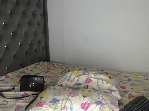 kenia nihiara online show from July 11, 12:49 pm