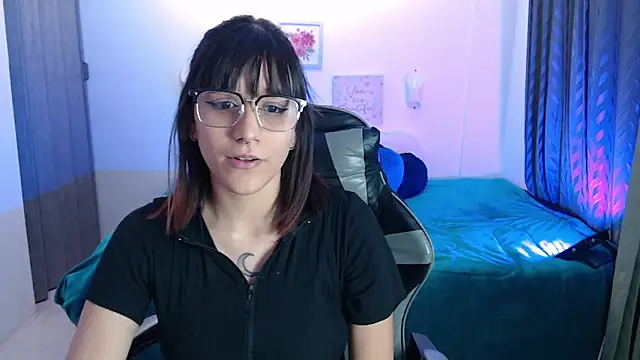 Snapshot of Aria_666 chatting on June 2, 2:44 am Aria 666 online show from June 2, 2:44 am