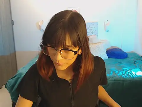 Snapshot of Aria_666 chatting on June 9, 3:51 am Aria 666 online show from June 9, 3:51 am