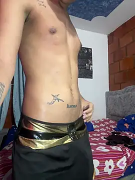 Snapshot of camiloest chatting on May 26, 4:32 am camiloest online show from May 26, 4:32 am