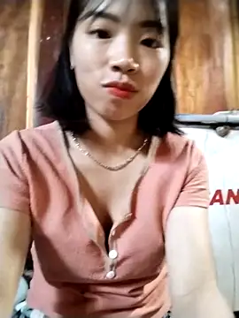 Snapshot of luxury_196 chatting on June 11, 1:05 am luxury 196 online show from June 11, 1:05 am