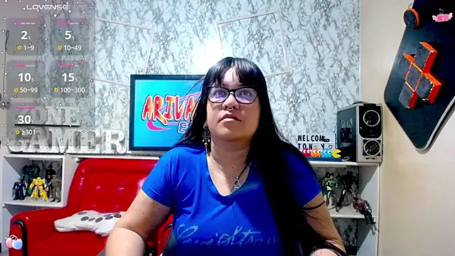 Xander Taylor   online show from June 4, 3:22 am