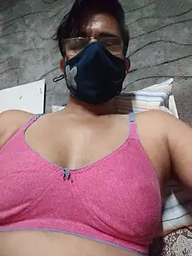 bottom monty online show from June 1, 10:53 pm