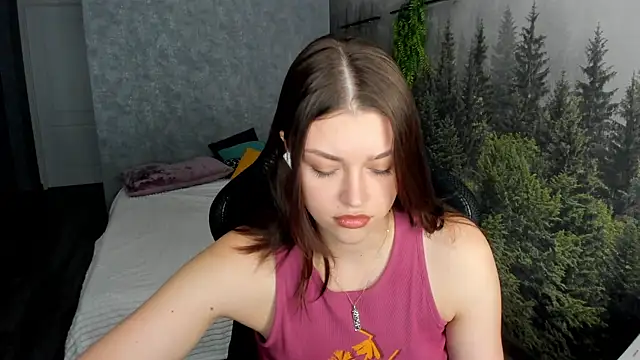 Snapshot of Maya-Mimi chatting on July 18, 1:03 am Maya-Mimi online show from July 18, 1:03 am