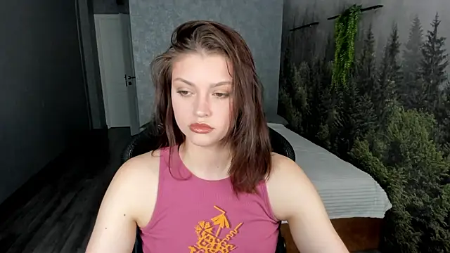 Snapshot of Maya-Mimi chatting on July 11, 1:06 am Maya-Mimi online show from July 11, 1:06 am