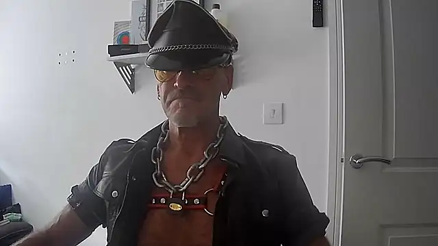 NottsLeather online show from June 21, 2:23 pm