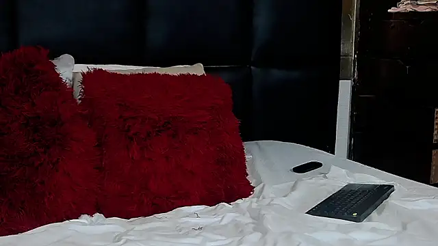 NikkyCranford online show from July 21, 11:06 pm