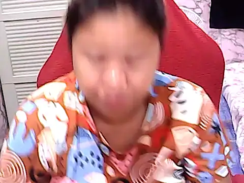 Snapshot of pretty_meraa chatting on May 26, 11:36 pm pretty meraa online show from May 26, 11:36 pm