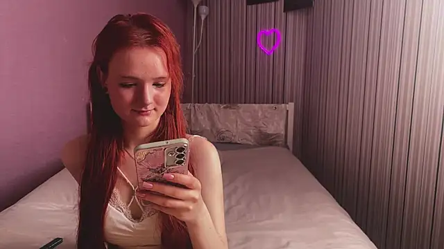 Mira Jess online show from May 28, 2:30 am