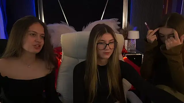 Talia Blakwood online show from June 19, 6:58 pm