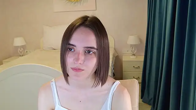 Snapshot of Daisy_Heart chatting on June 4, 4:17 am Daisy Heart online show from June 4, 4:17 am