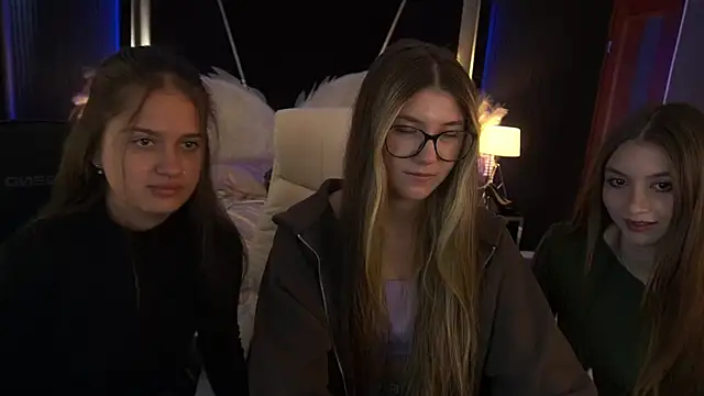 Dark Brii online show from July 13, 6:13 am