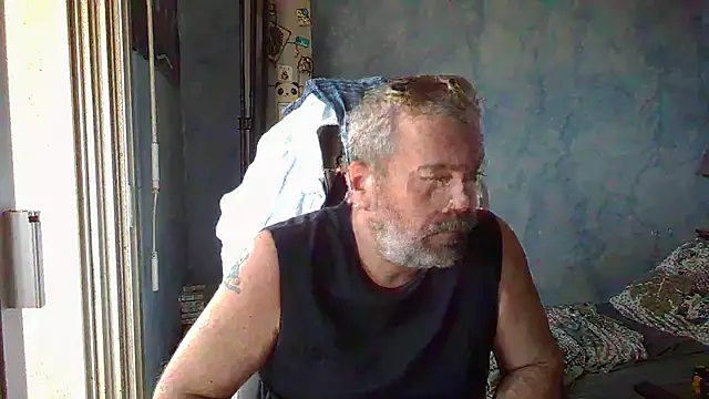 Snapshot of panda_06200 chatting on May 30, 11:49 am panda 06200 online show from May 30, 11:49 am