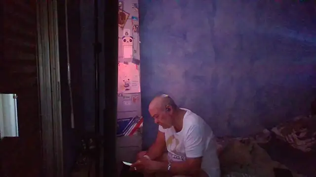 Snapshot of panda_06200 chatting on June 9, 11:50 pm panda 06200 online show from June 9, 11:50 pm