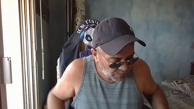 Snapshot of panda_06200 chatting on June 18, 9:14 am panda 06200 online show from June 18, 9:14 am