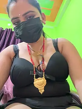 Snapshot of Curvy_shivani chatting on June 14, 3:57 pm Curvy shivani online show from June 14, 3:57 pm