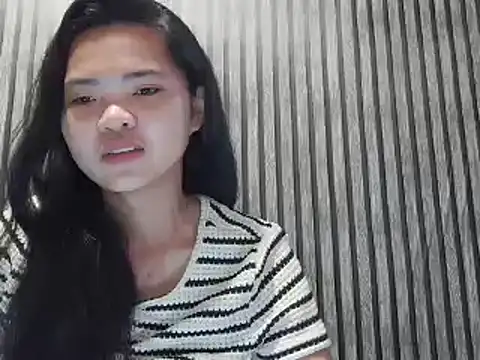 ClaritaMoore1 online show from May 26, 9:57 pm