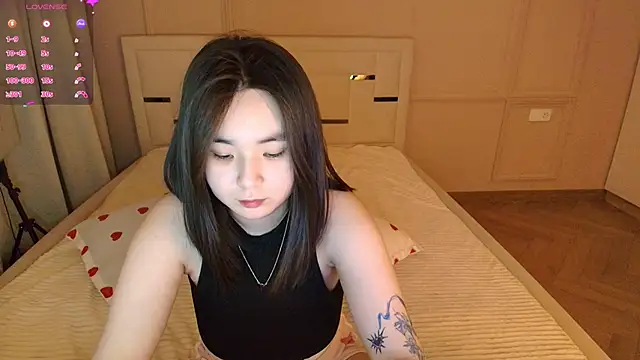 felice kim online show from June 16, 9:04 pm