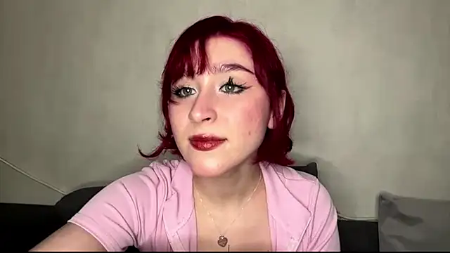 Snapshot of MartaCali chatting on June 26, 4:57 pm MartaCali online show from June 26, 4:57 pm