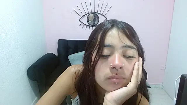 Snapshot of sofiacumgil chatting on July 1, 12:16 pm sofiacumgil online show from July 1, 12:16 pm