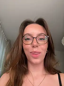 Cherry-Bean online show from July 4, 5:39 pm