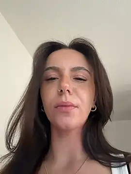 Cherry-Bean online show from July 15, 5:09 pm